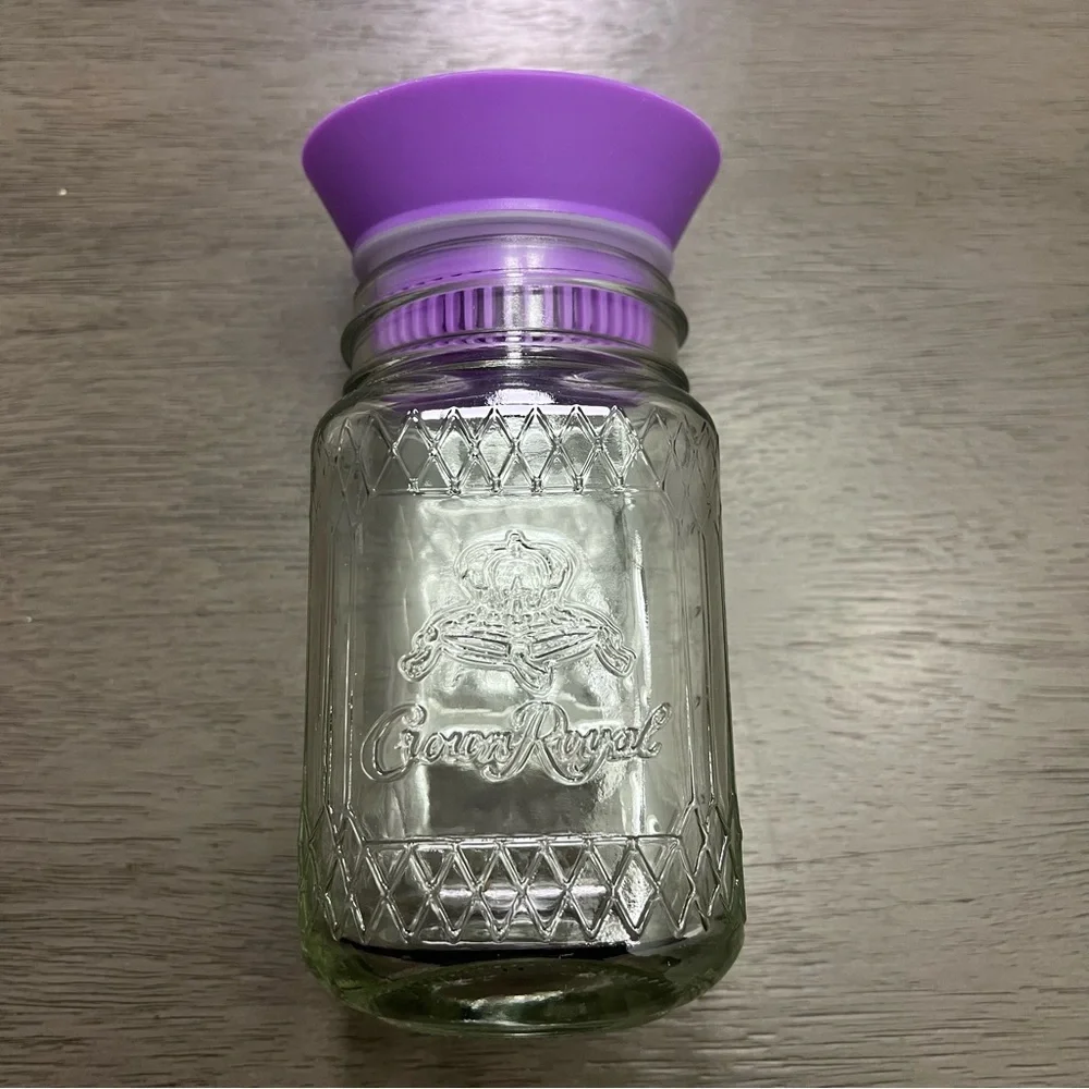 Crown Royale drink shaker and juicer NEW